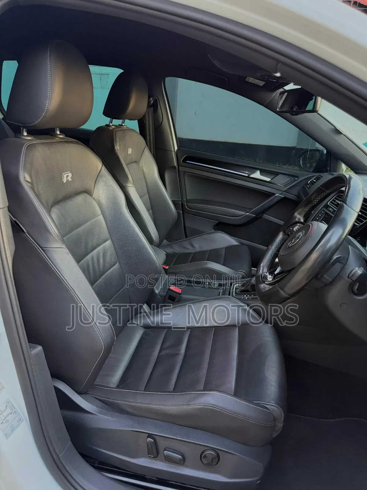 Volkswagen Golf 2016 White