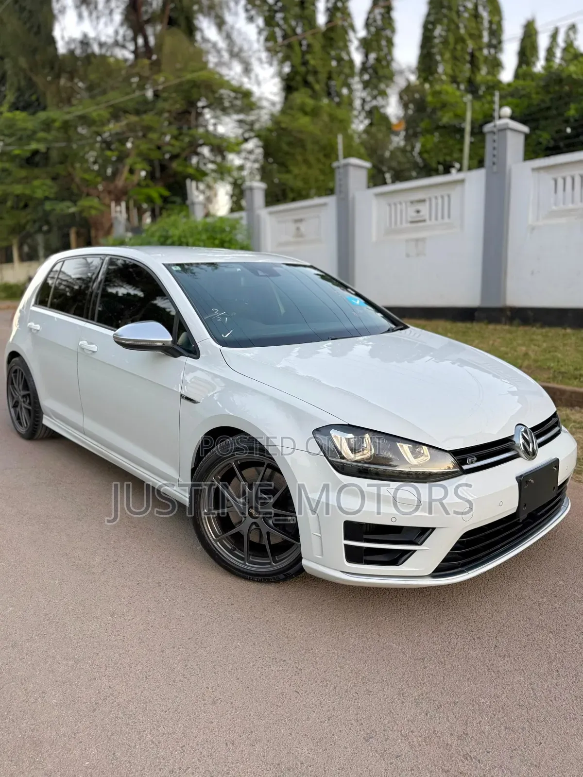 Volkswagen Golf 2016 White