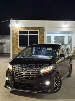 Toyota Alphard 2016 Black