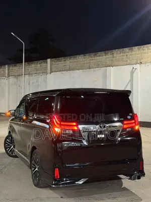 Toyota Alphard 2016 Black