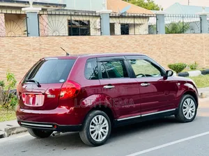 Mazda Verisa 2011
