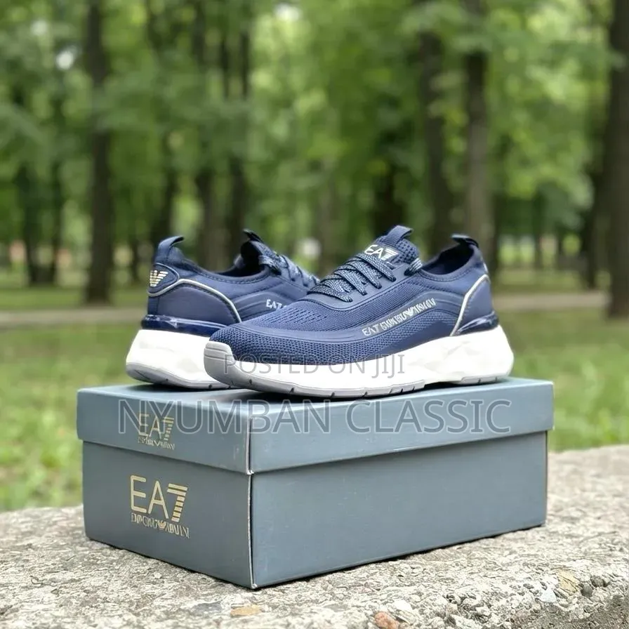 Running Shoes