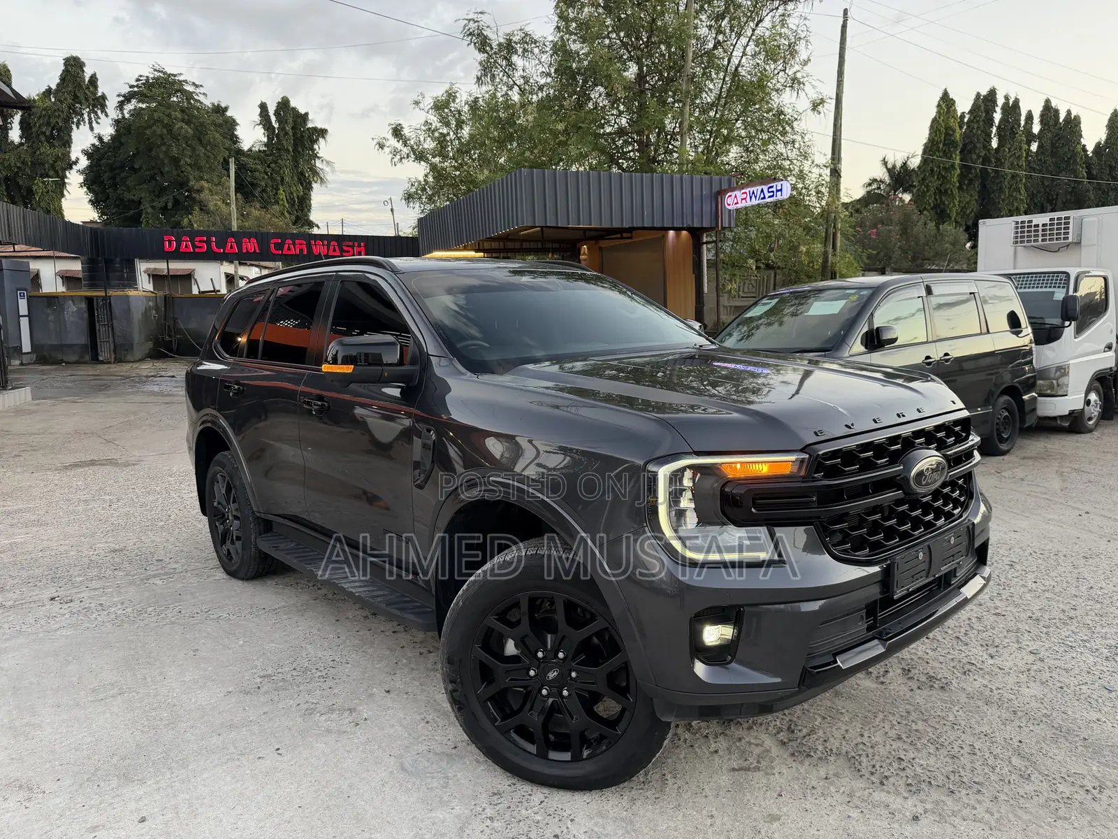 Ford Everest 2024 Gray