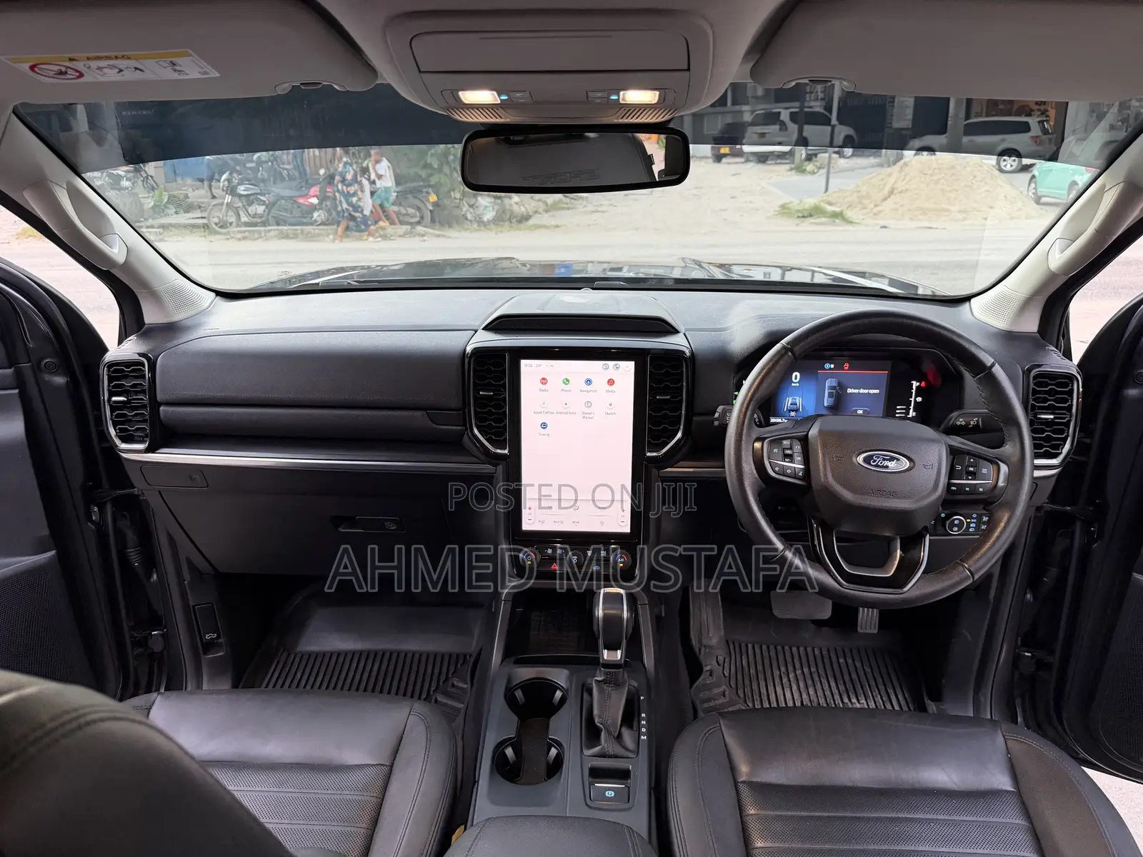Ford Everest 2024 Gray