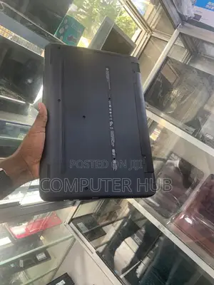 Laptop HP 15-F272wm 4GB Intel Core I3 HDD 500GB