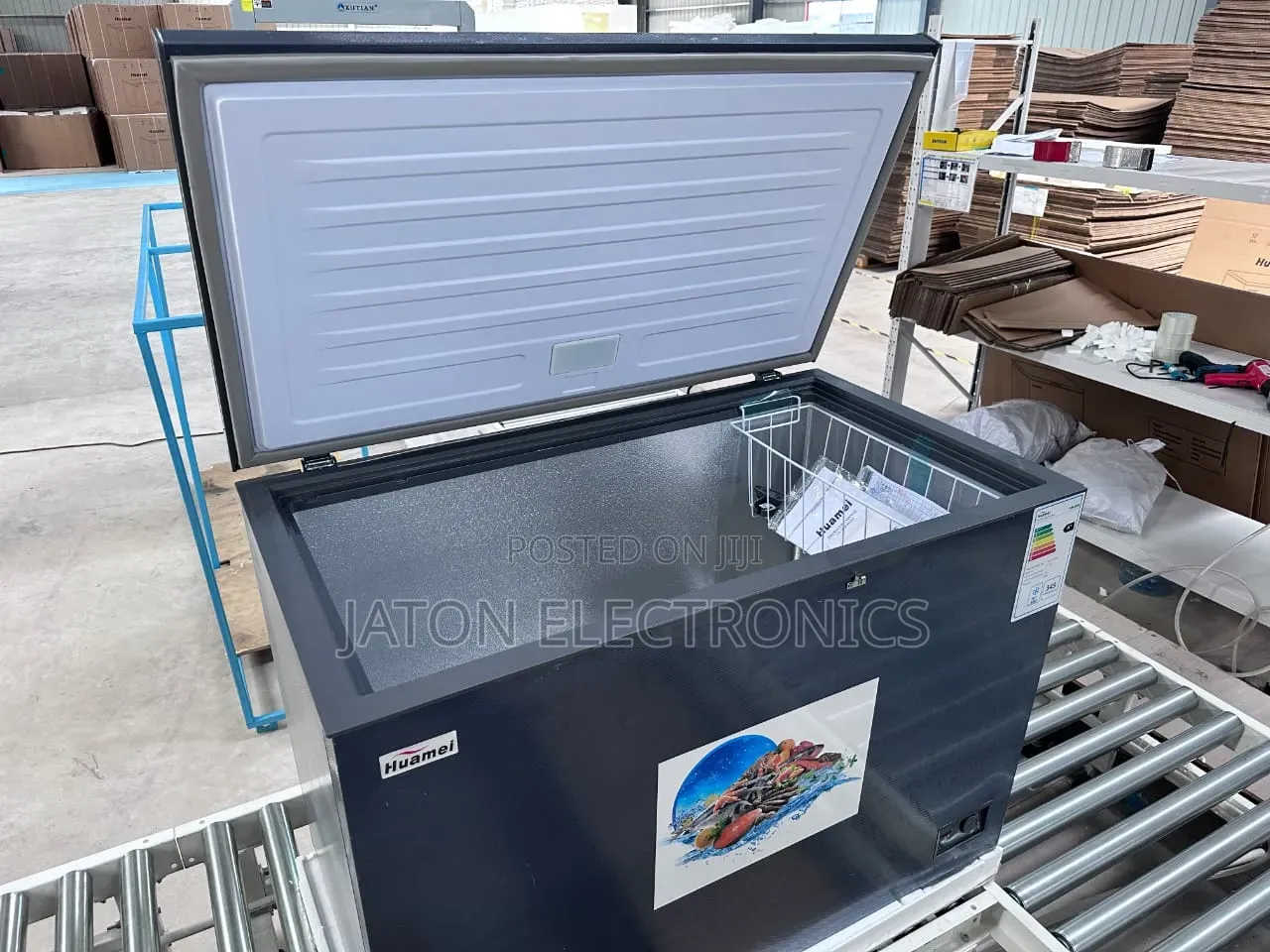 Huamei Chest Freezer 200 Liters