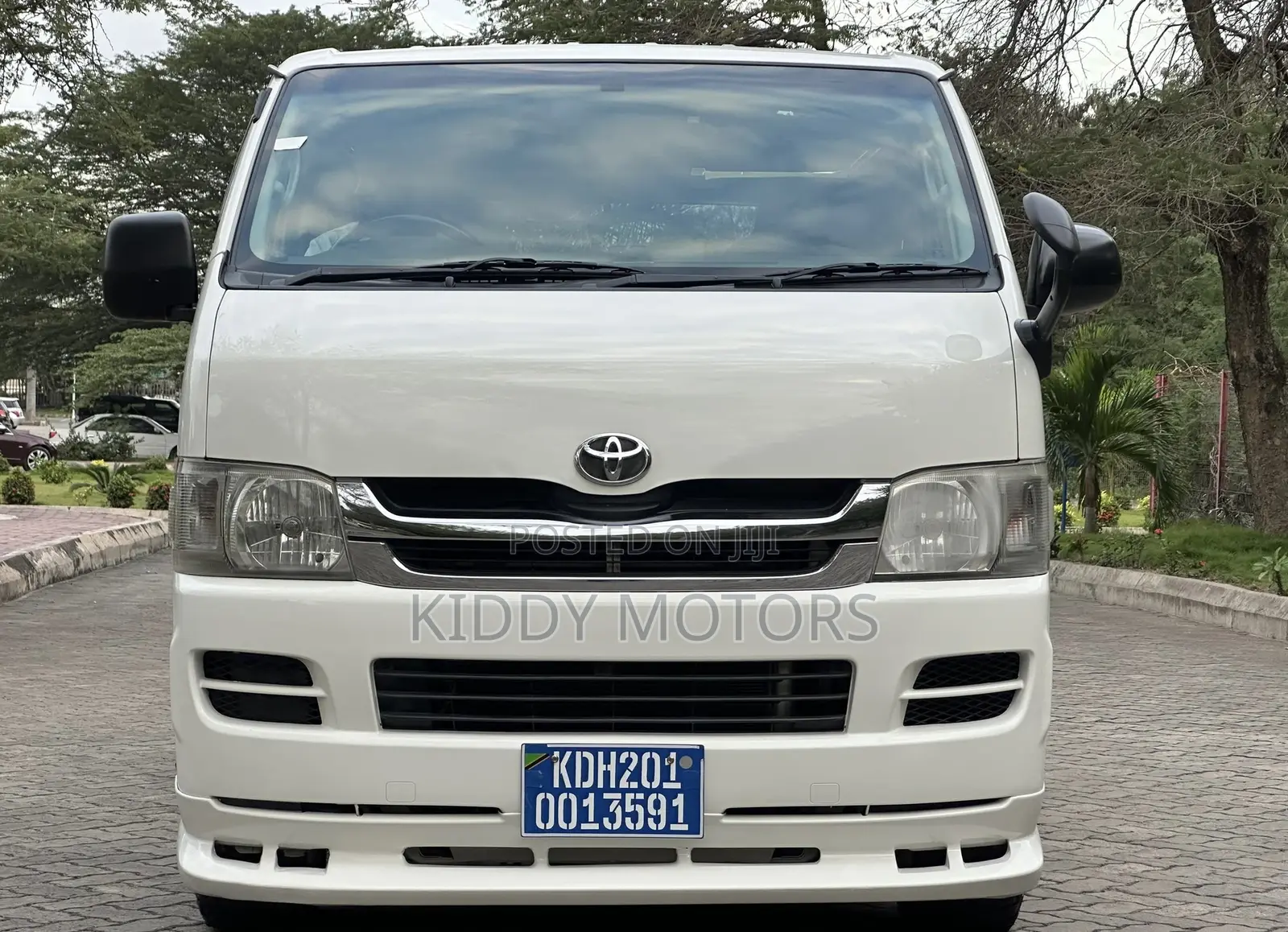 Toyota HiAce 2008 White