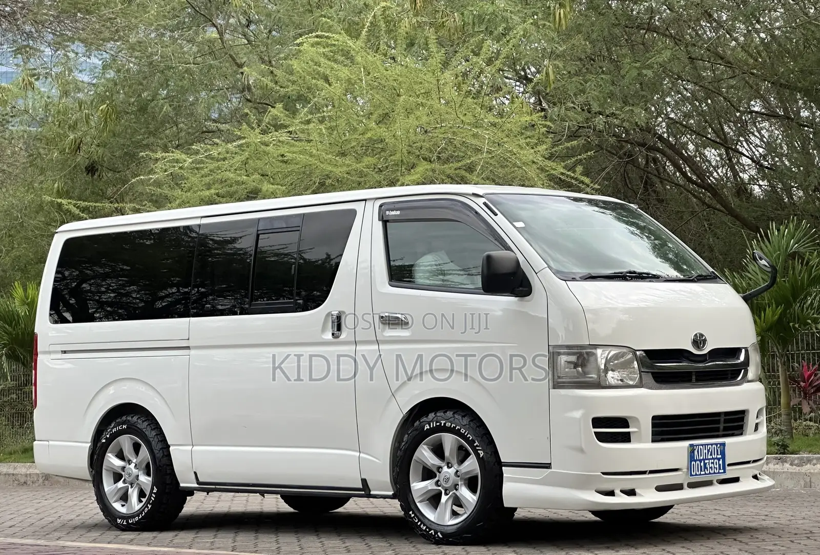 Toyota HiAce 2008 White