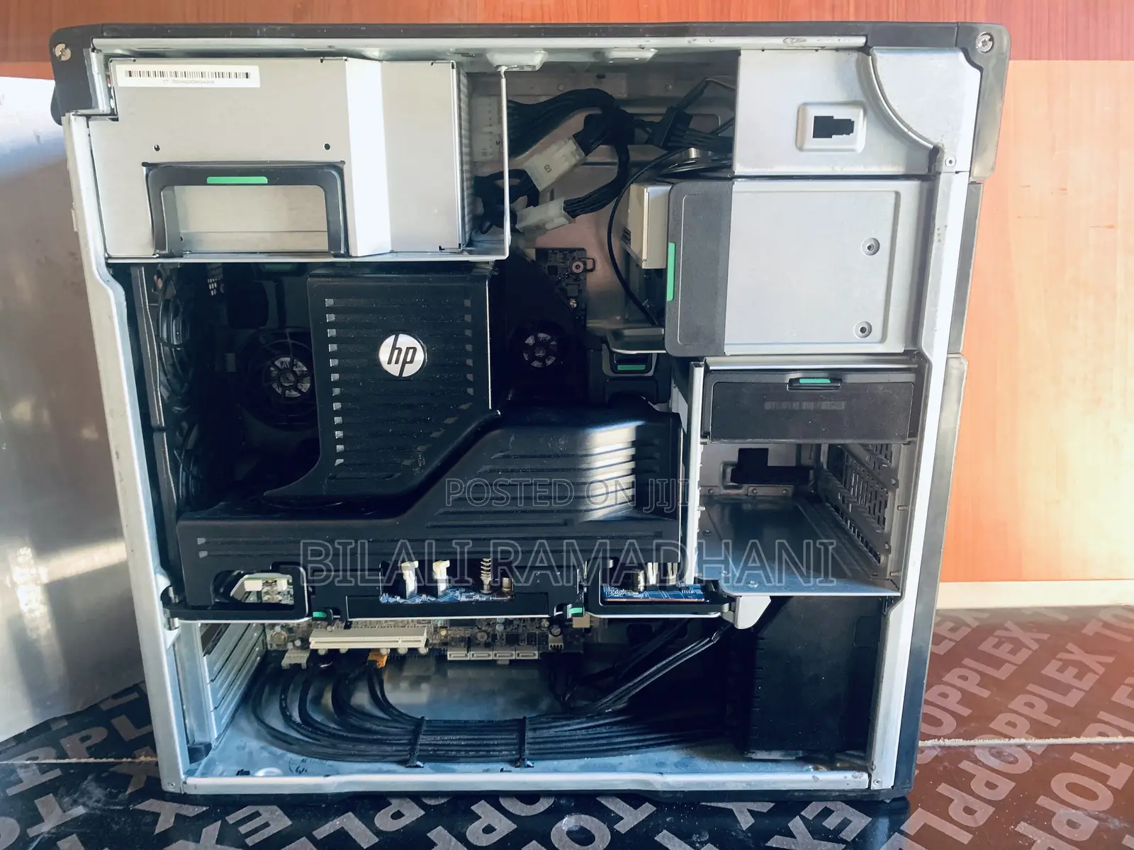 New Desktop Computer HP Z620 8GB Intel Xeon HDD 640GB