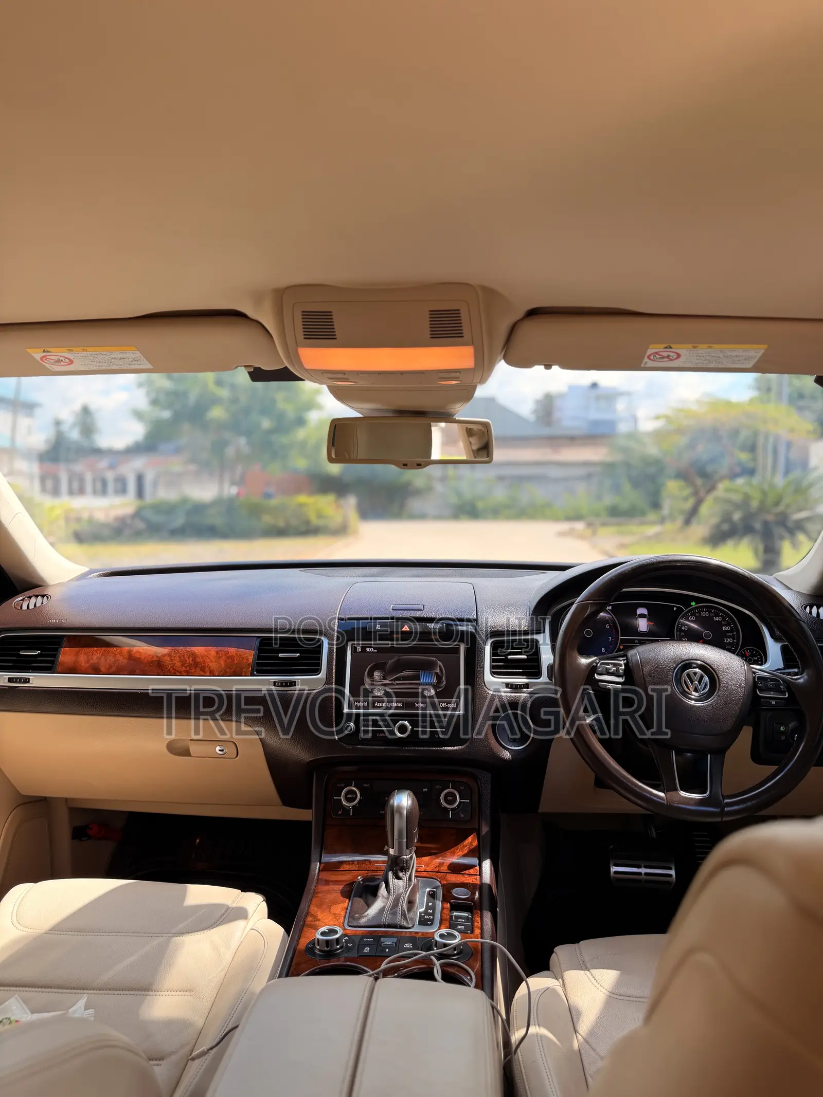 Volkswagen Touareg 2014 Beige