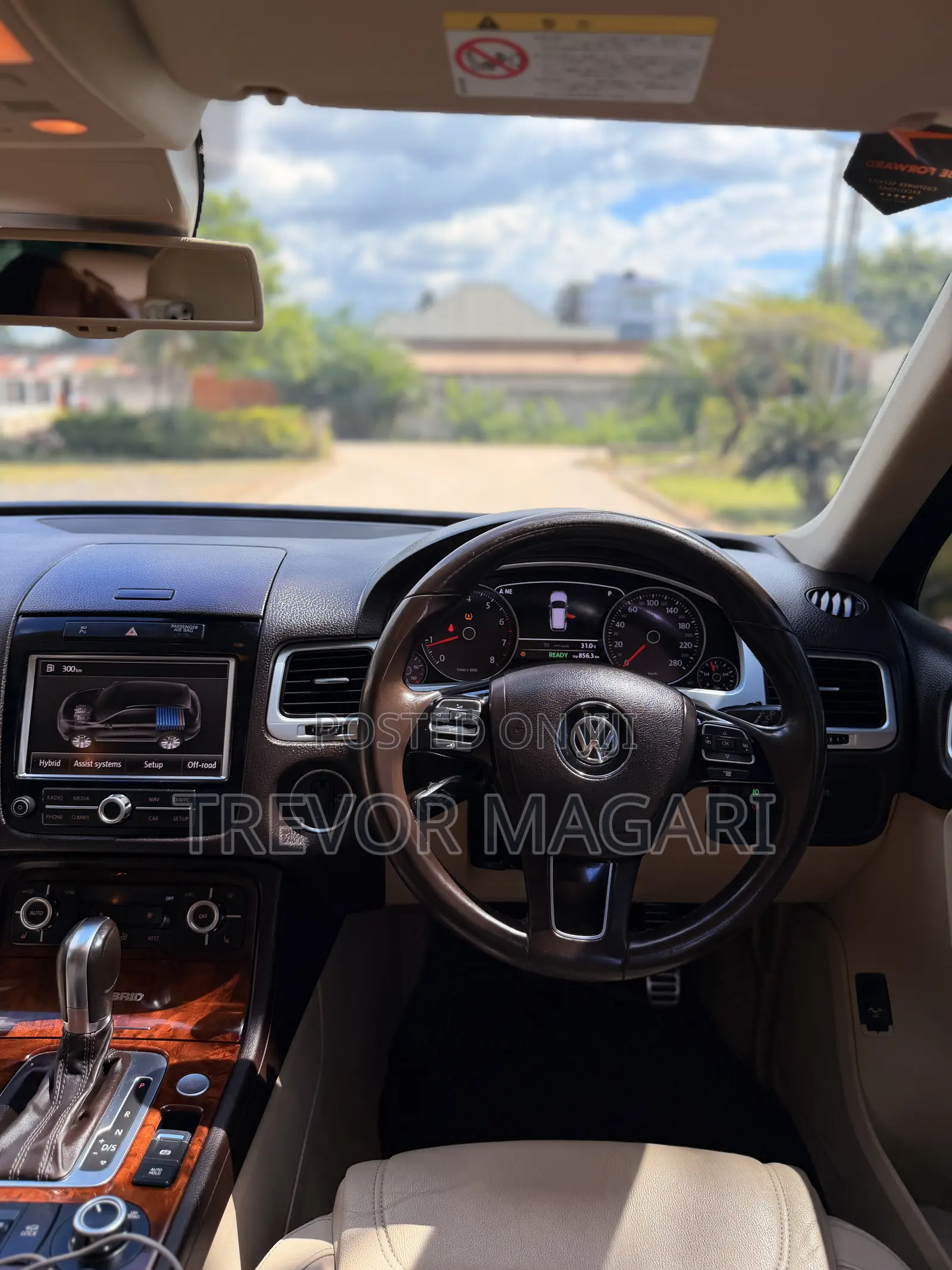 Volkswagen Touareg 2014 Beige