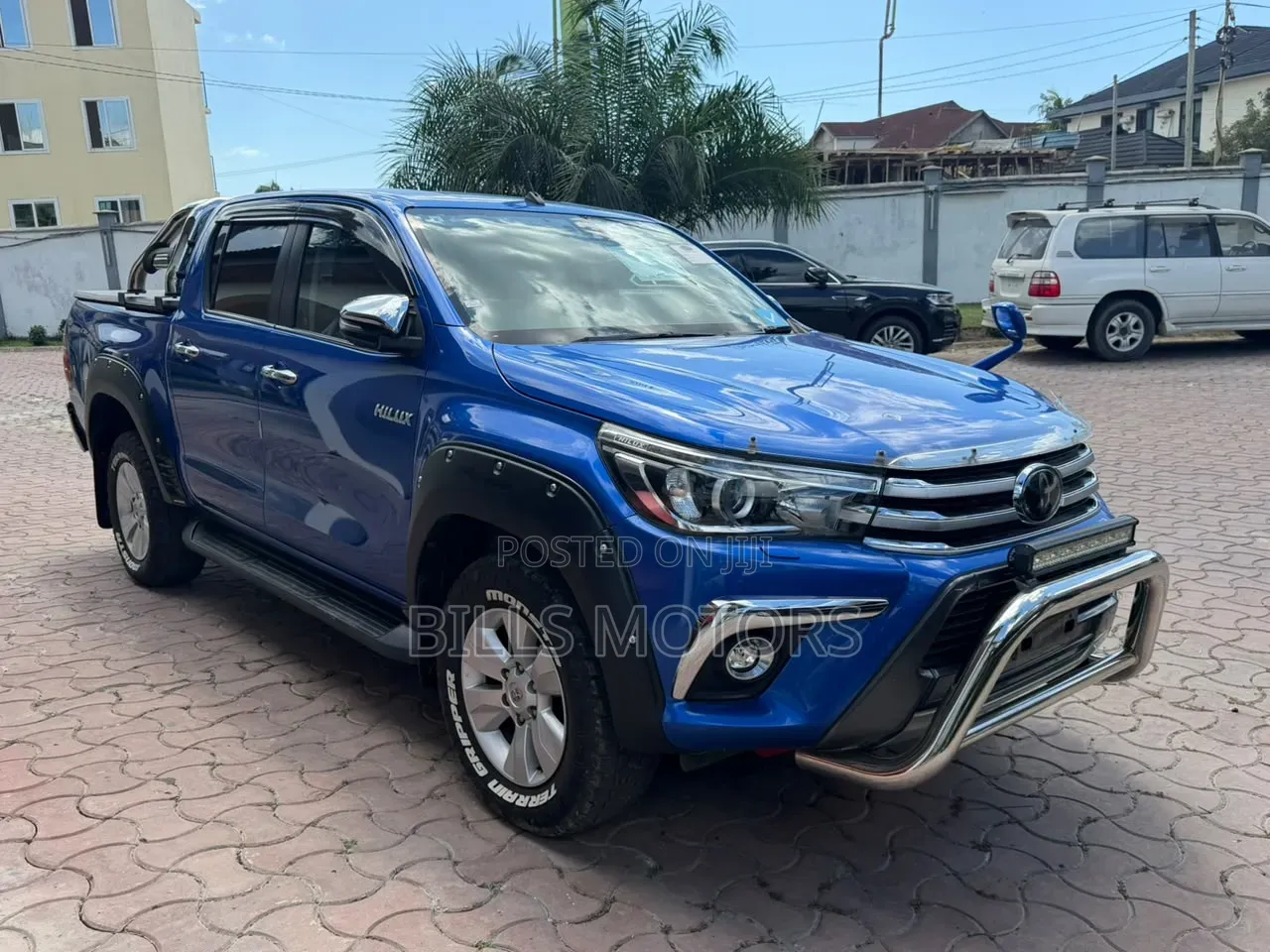 Toyota Hilux 2019 Blue