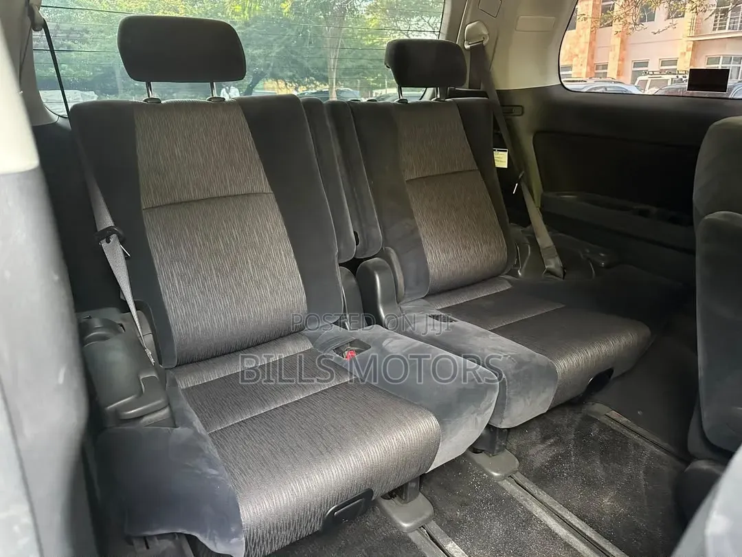 Toyota Hilux 2019 Blue