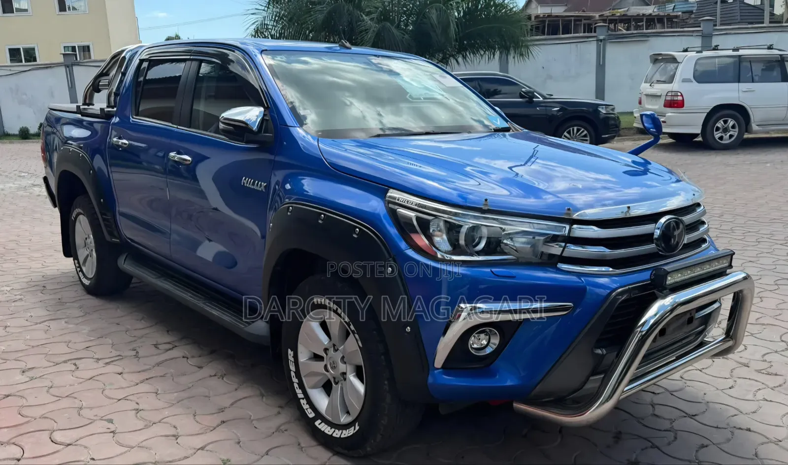 Toyota Hilux 2019 Blue