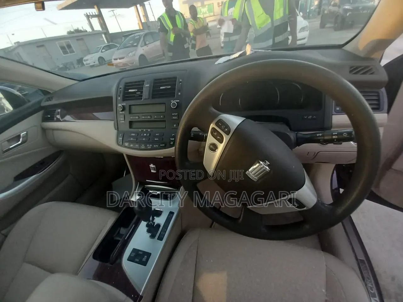 Toyota Crown 2010