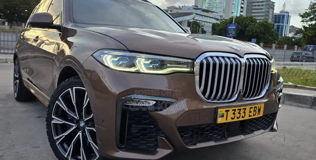 BMW X7 2020 Brown