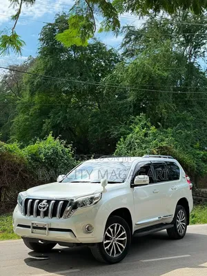 Toyota Land Cruiser Prado 2015 White