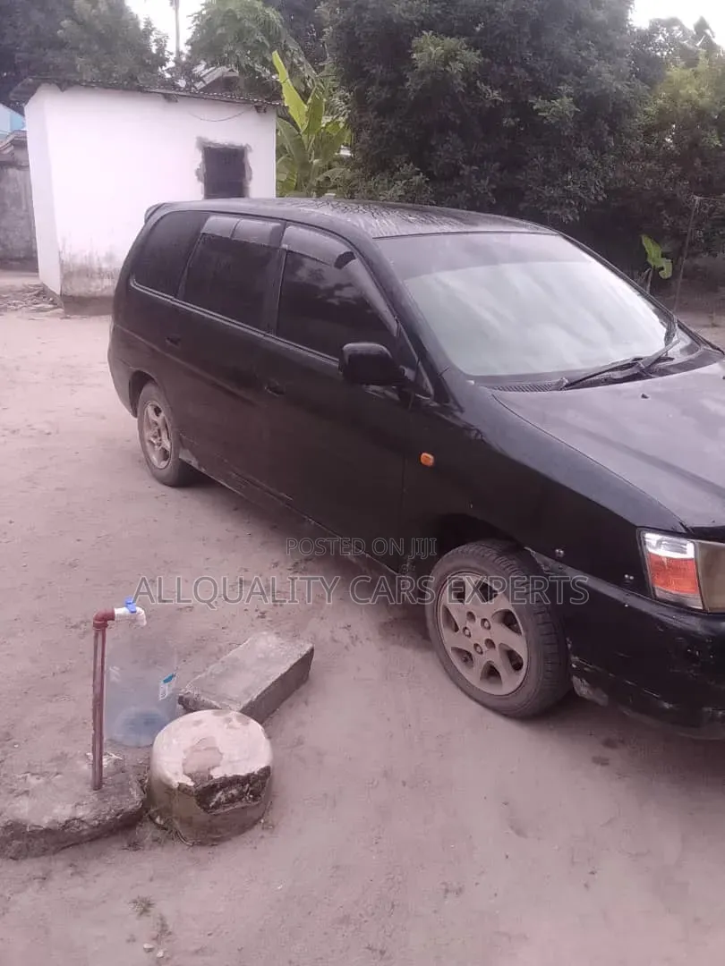 Toyota Gaia 1999 Matt Black