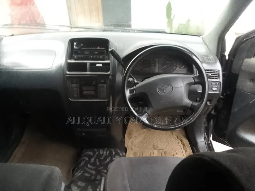 Toyota Gaia 1999 Matt Black