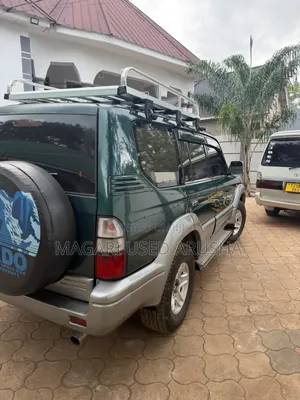 Toyota Land Cruiser Prado 1999 Green