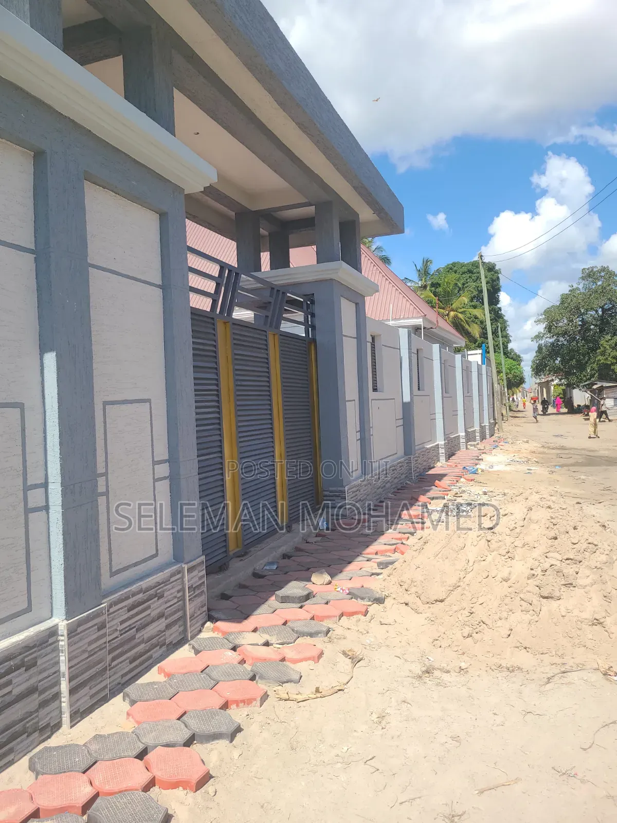 Furnished 20bdrm House in Biriani Real Estate, Chamazi for sale