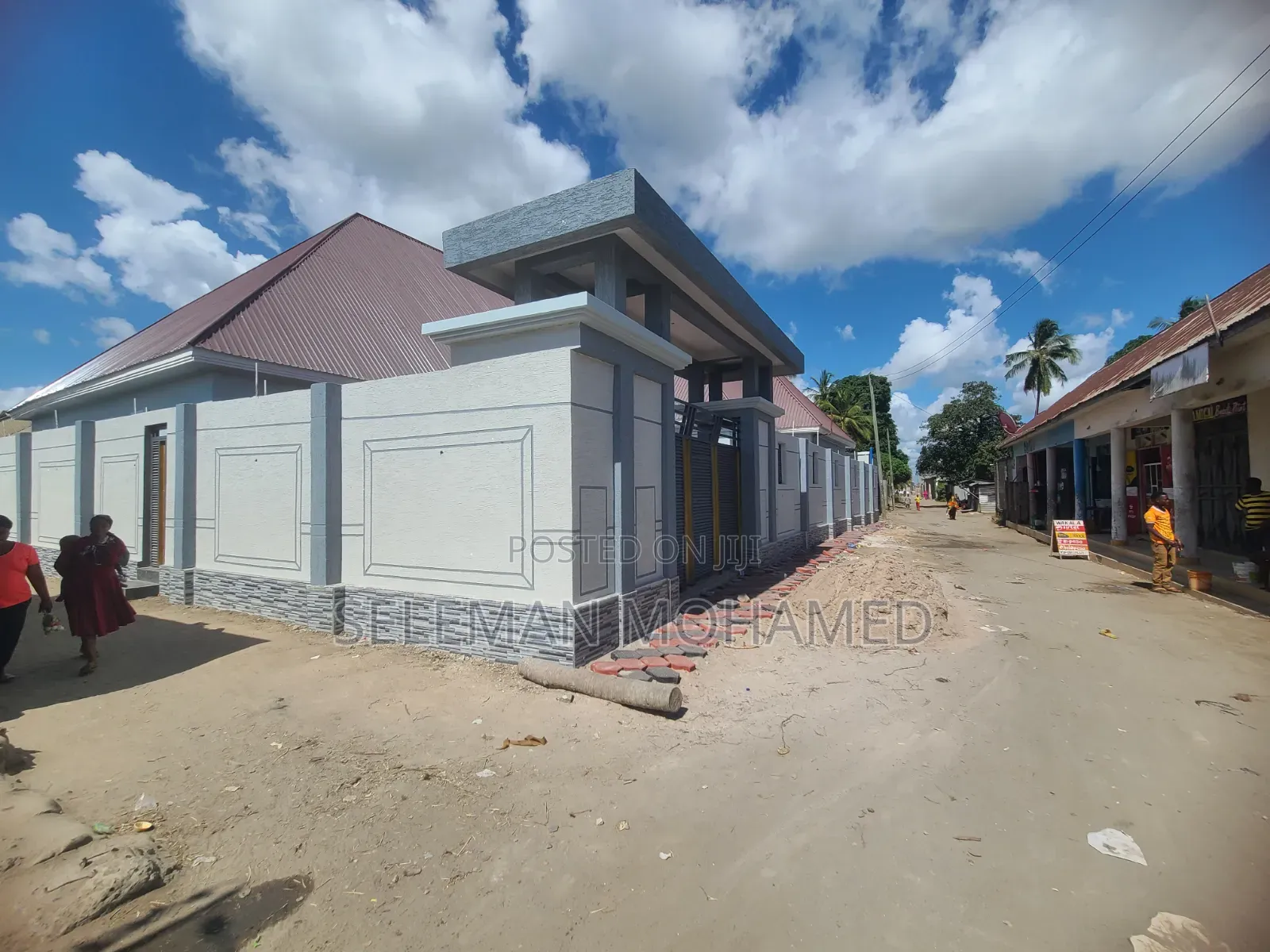 Furnished 20bdrm House in Biriani Real Estate, Chamazi for sale