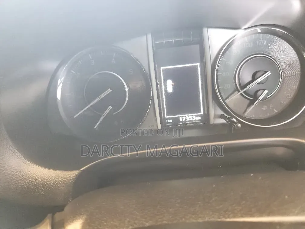 Toyota Fortuner 2022 Gray