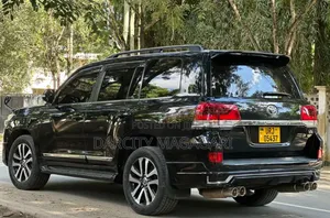 Toyota Land Cruiser 2017 Black