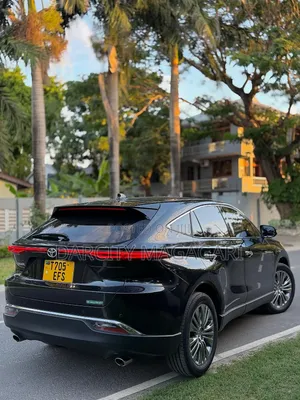 Toyota Harrier 2021 Black