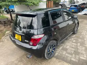 Toyota IST 2003 Black