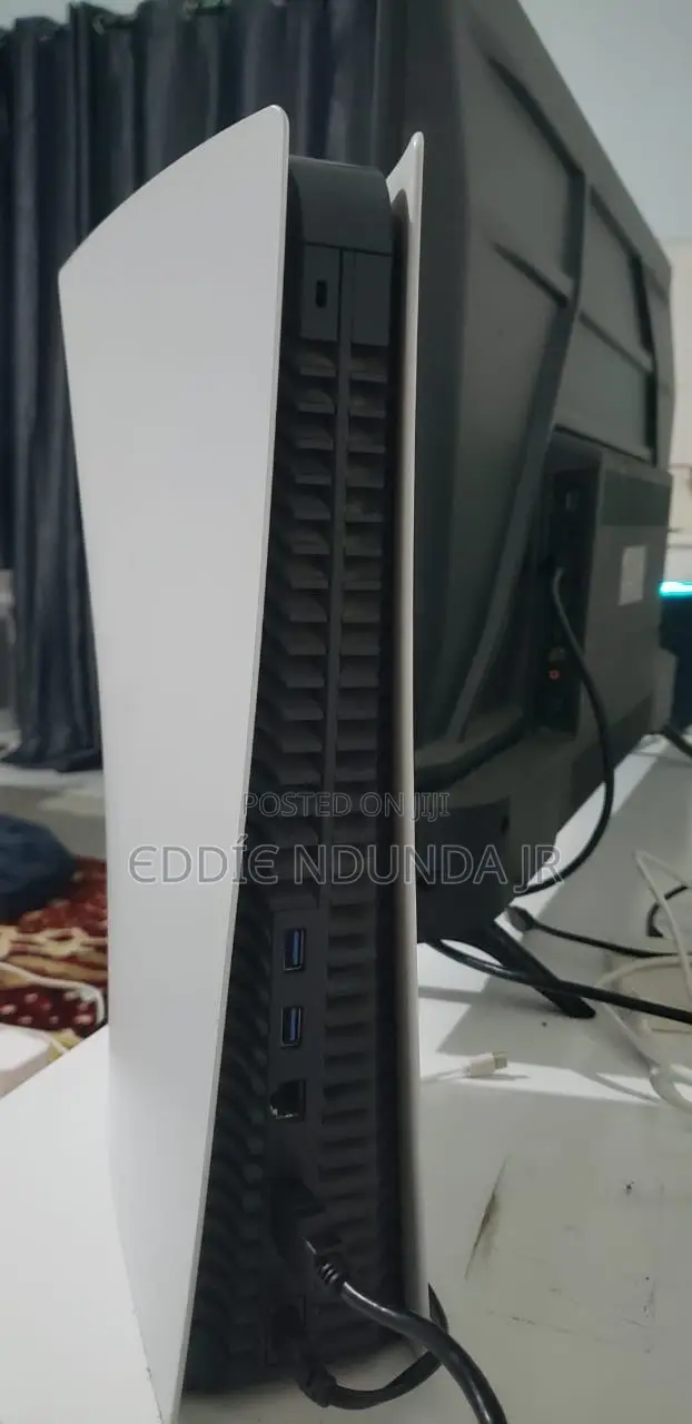 Play Station 5 Fat(Digital Edition)