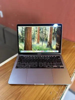 Laptop Apple MacBook Pro 2020 8GB Intel Core i5 SSD 256GB
