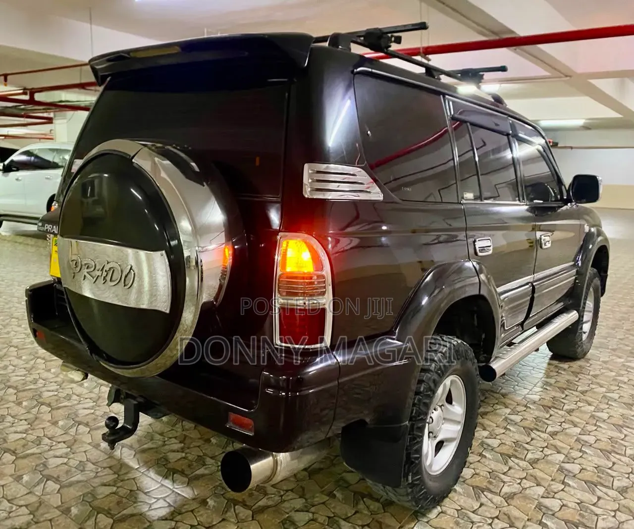 Toyota Land Cruiser 2002 Black