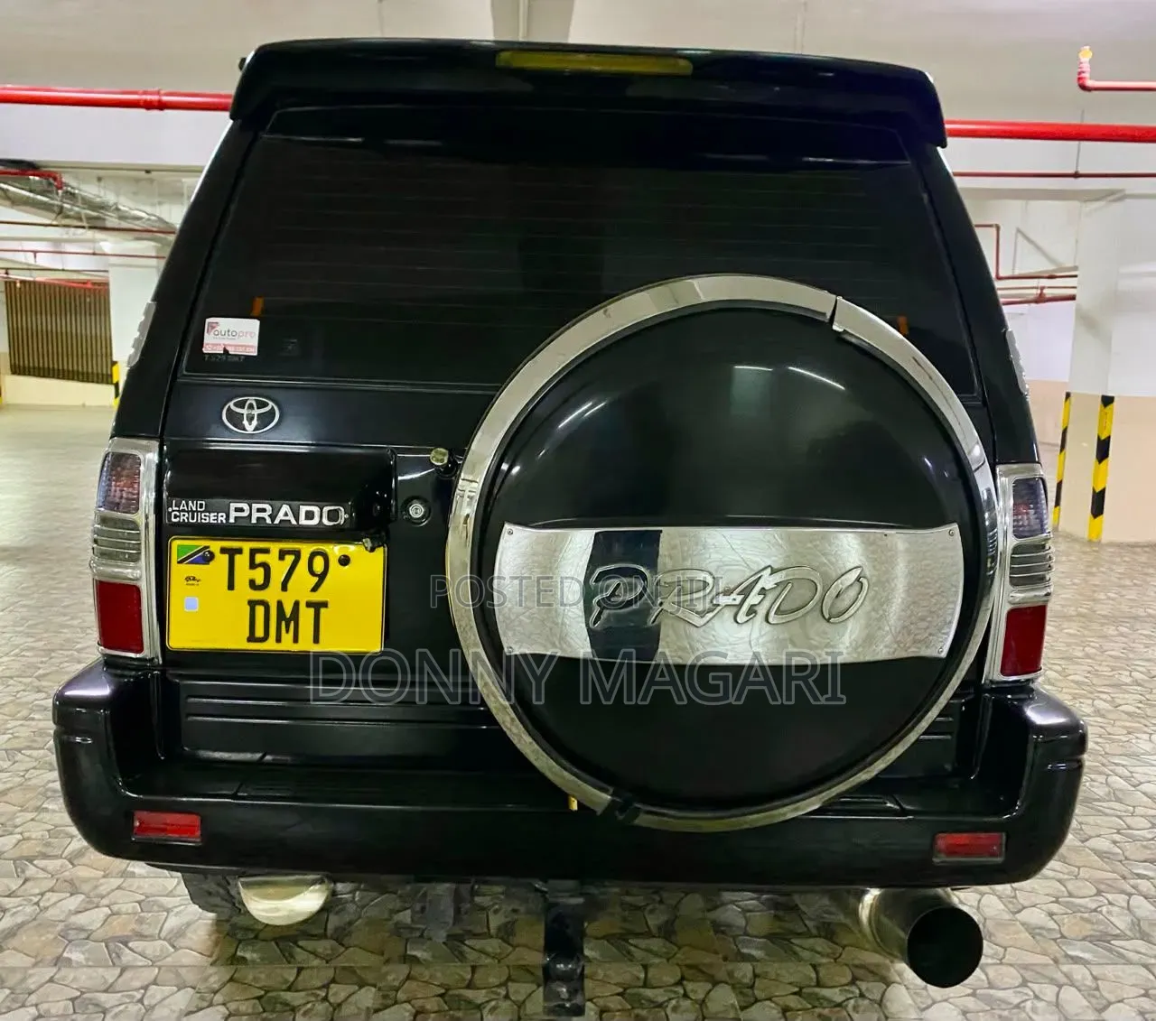 Toyota Land Cruiser 2002 Black