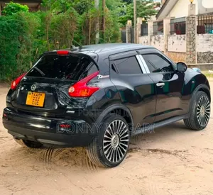 Nissan Juke 2012 Black