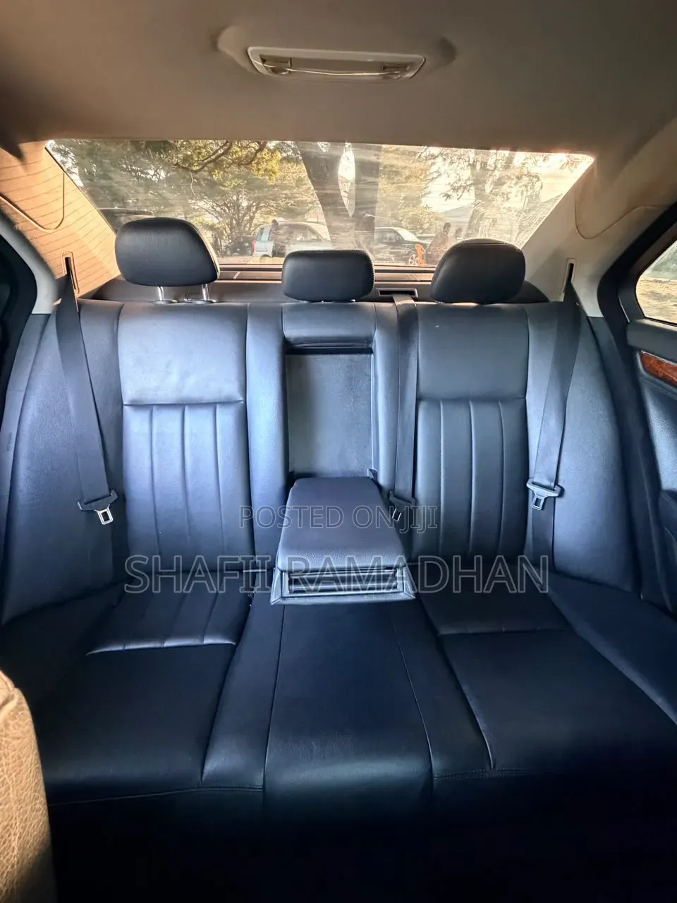 Mercedes-Benz C-Class C 180 CGI BlueEFFICIENCY (S204) 2009 Black