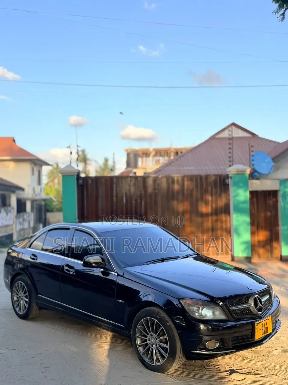 Mercedes-Benz C-Class C 180 CGI BlueEFFICIENCY (S204) 2009 Black