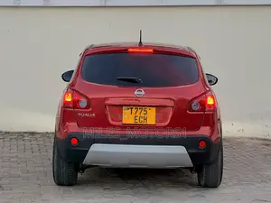 Nissan Dualis 2008 Red