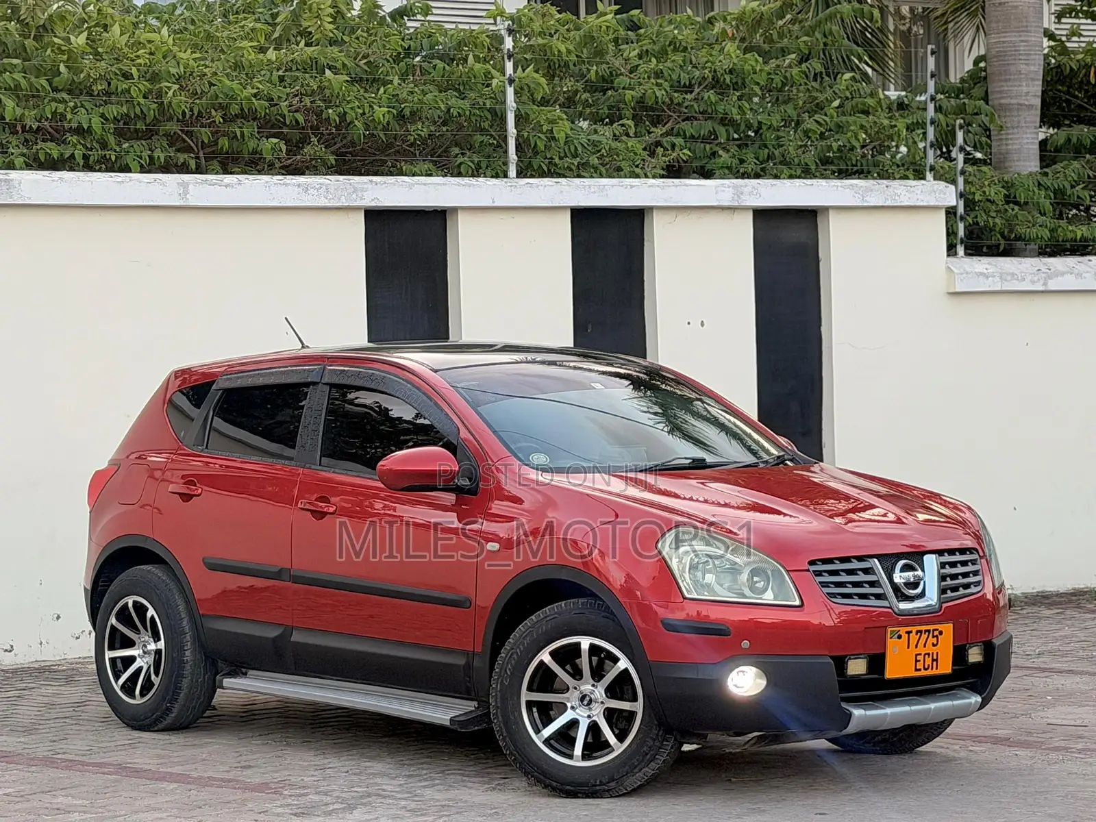 Nissan Dualis 2008 Red