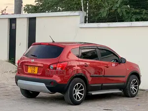 Nissan Dualis 2008 Red