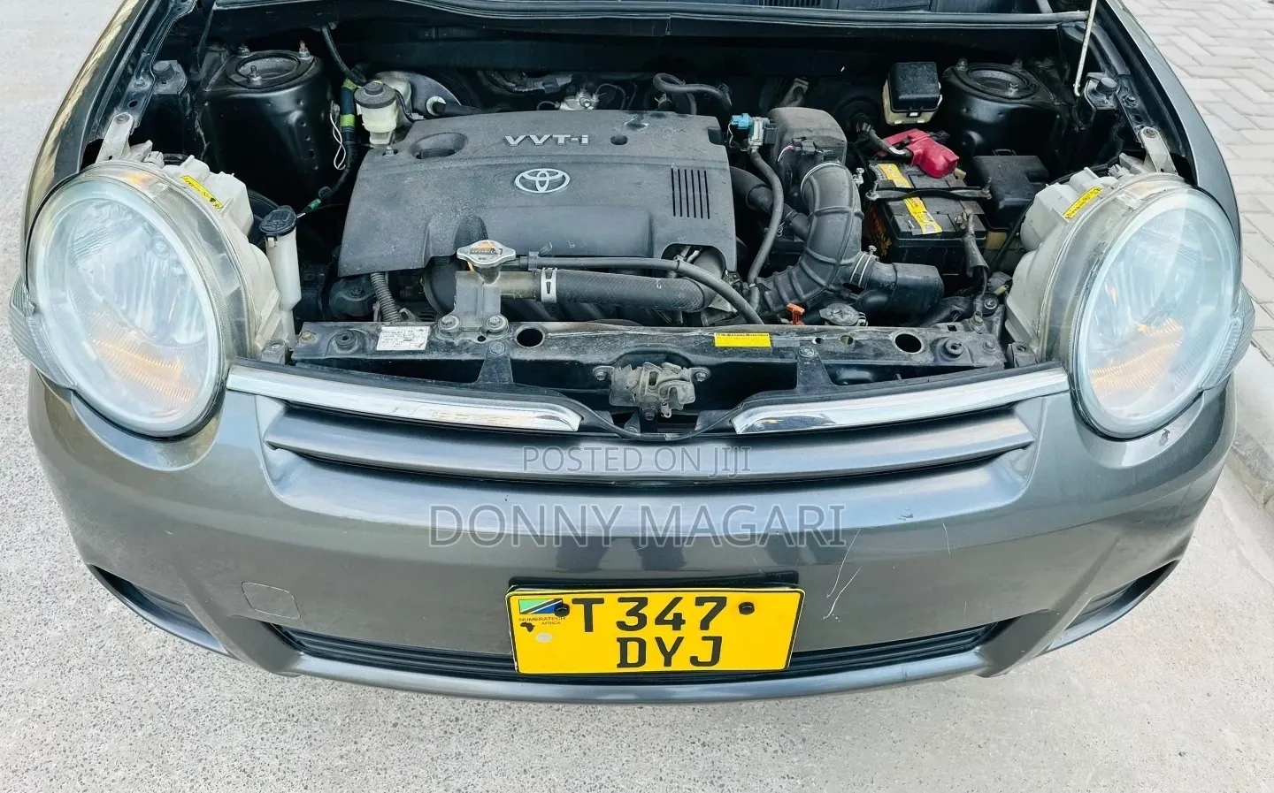 Toyota Sienta 2007 Gray