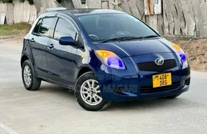 Toyota Vitz 2006 Blue