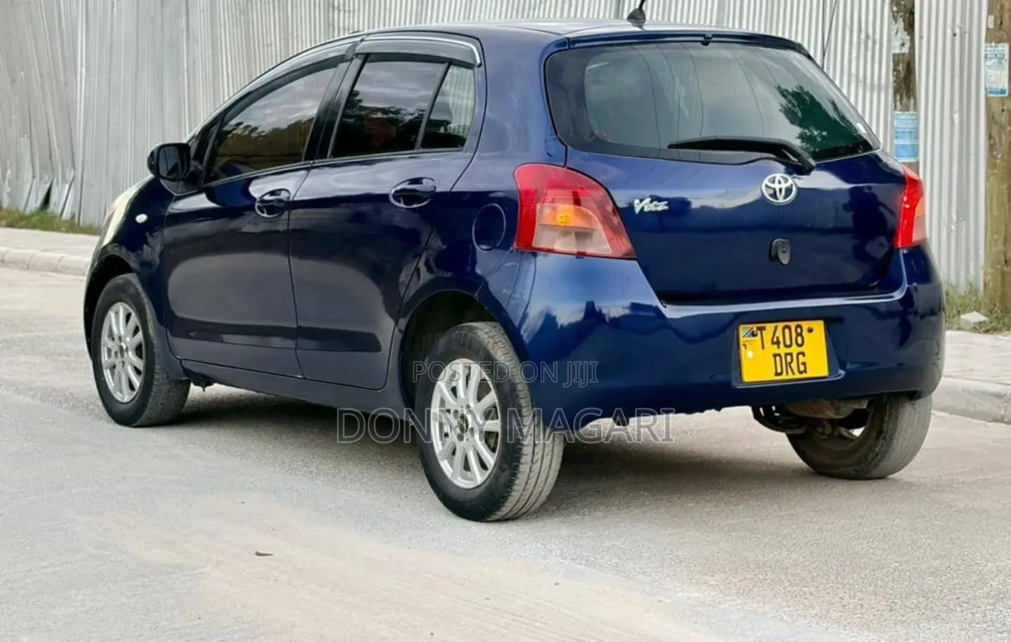 Toyota Vitz 2006 Blue