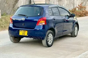 Toyota Vitz 2006 Blue