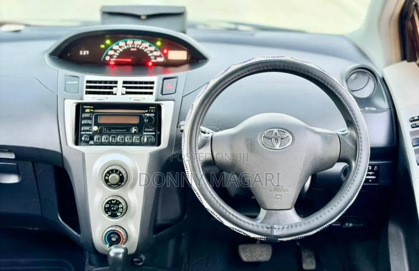 Toyota Vitz 2006 Blue
