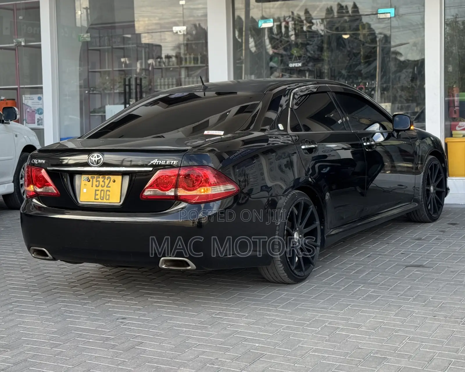 Toyota Crown 2009 Black
