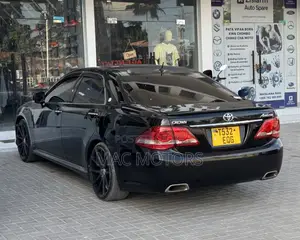 Toyota Crown 2009 Black