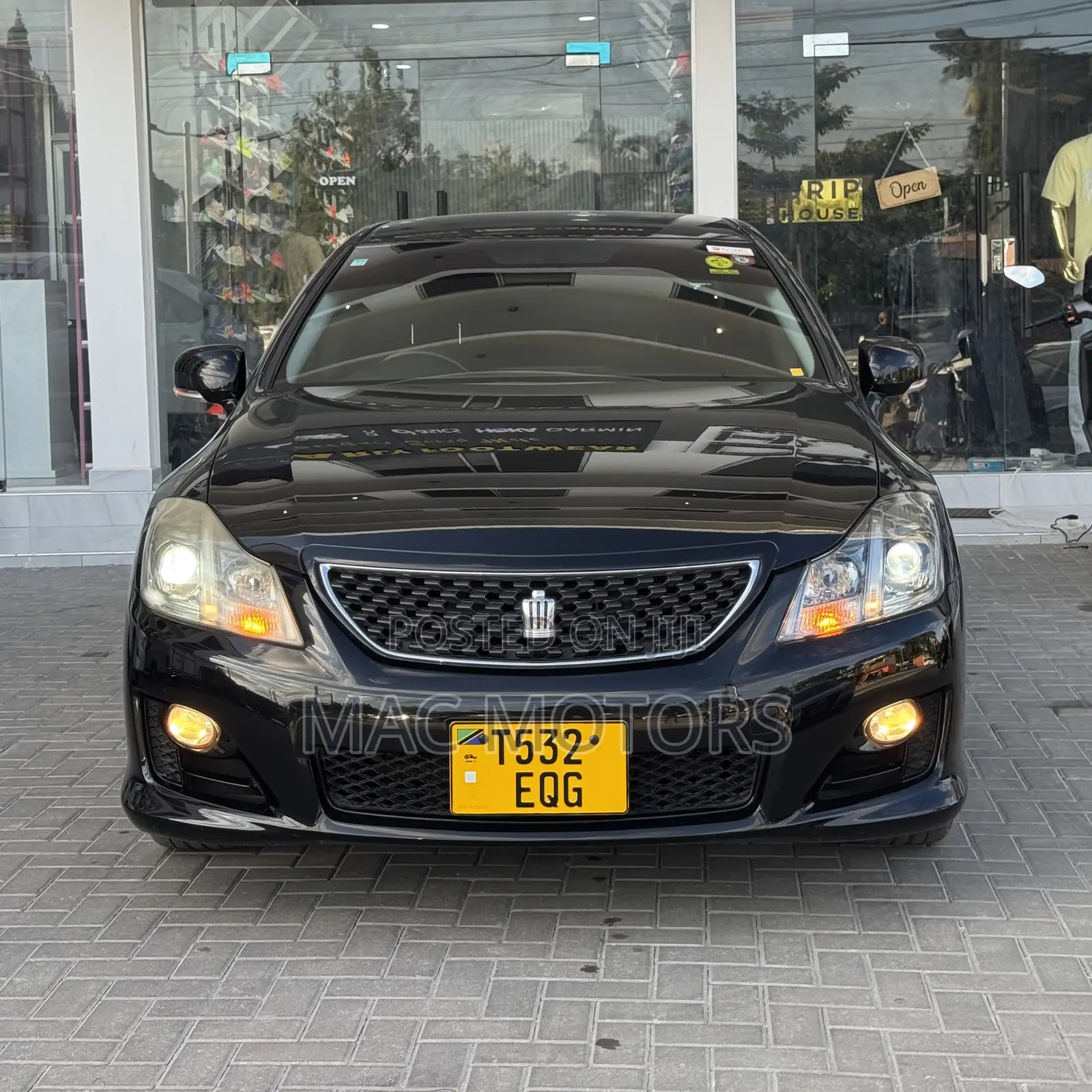 Toyota Crown 2009 Black