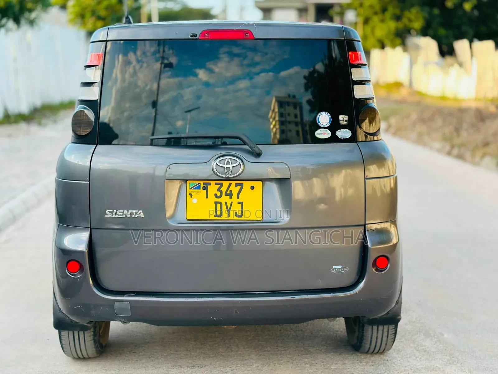 Toyota Sienta 2007