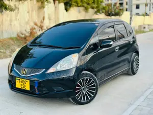 Honda Fit Base FWD 2007 Black
